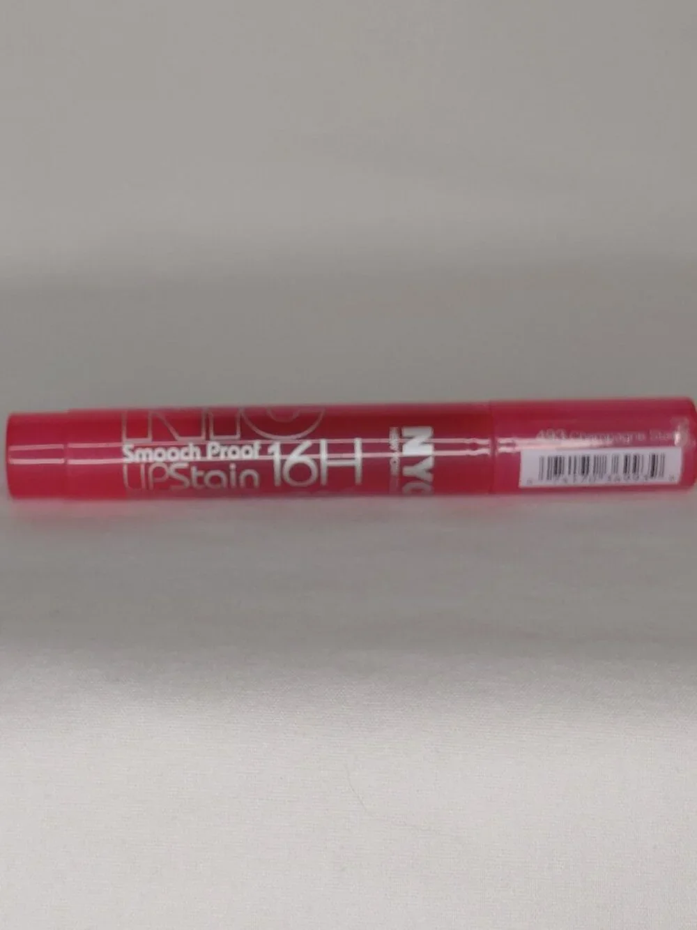 NYC (New York Color) - Smooch Proof 16 Hour Lip Stain - 493 Champagne Stain
